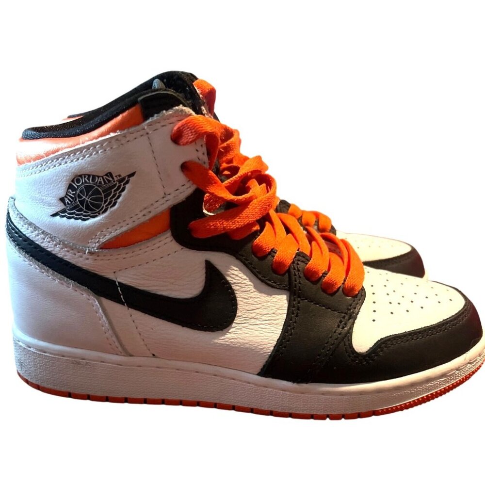 Nike Air Jordan 1 Retro High GS Electro Orange White Black size 4.5 youth